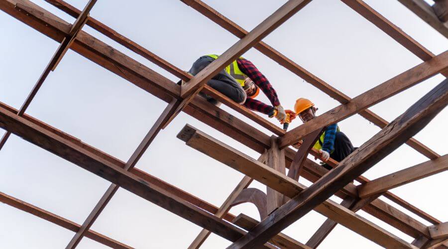 Professional gutter cleaning services in Sunset Beach, CA